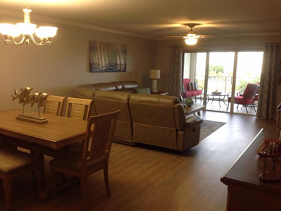 3rd image of 8941 Lake Dr APT 403