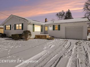 2834 Clayburn Rd, Saginaw, MI 48603