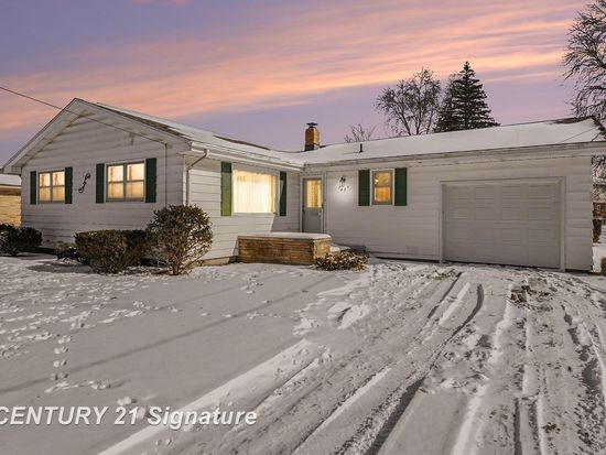 2834 Clayburn Rd, Saginaw, MI 48603