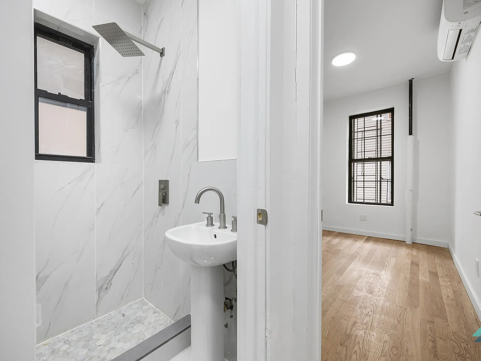 441 Wilson Avenue — Photo 4