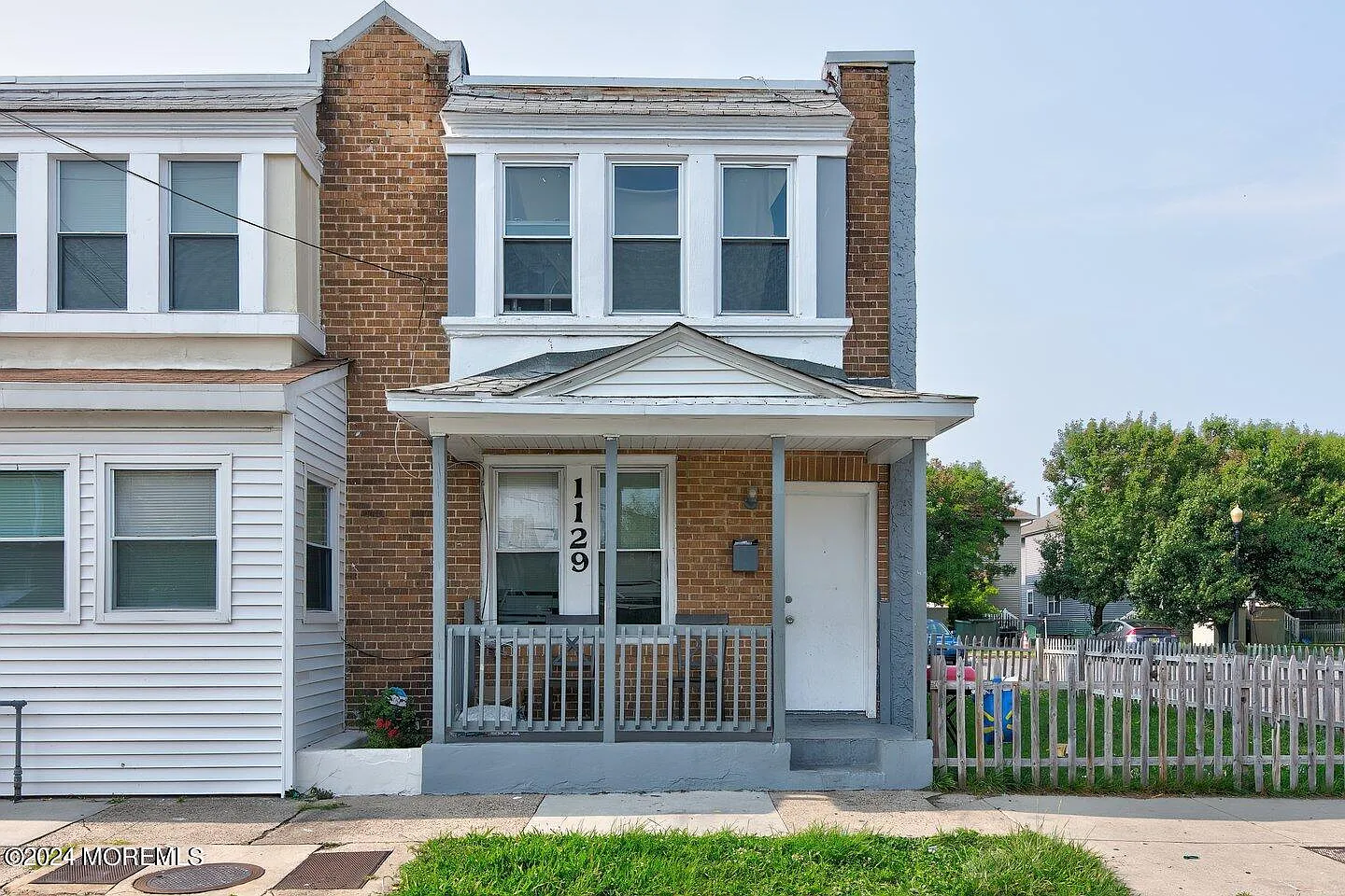 1129 Drexel Avenue photo 1