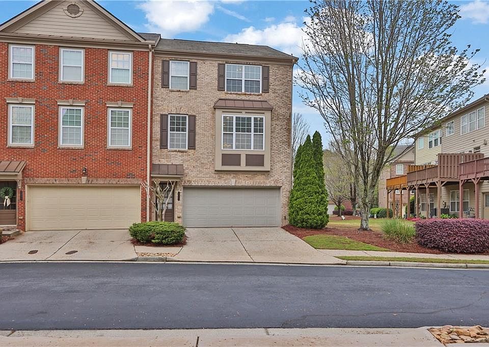 1st image of 3222 Greenwood Oak Dr #3222