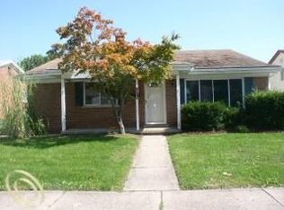32844 Mackenzie Dr, Westland, MI 48185