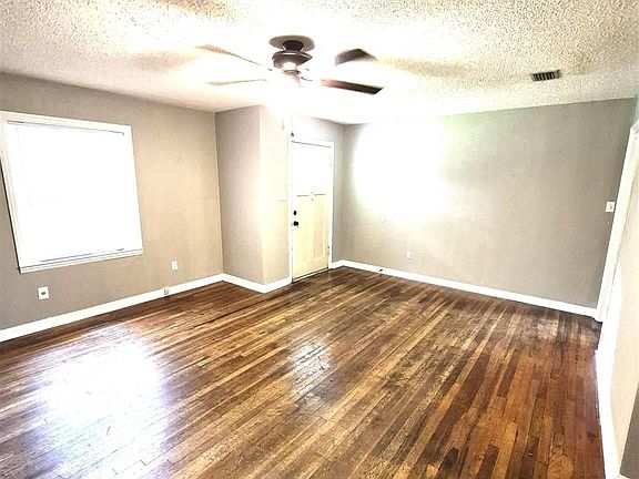 4th image of 3804 W Cervantes St