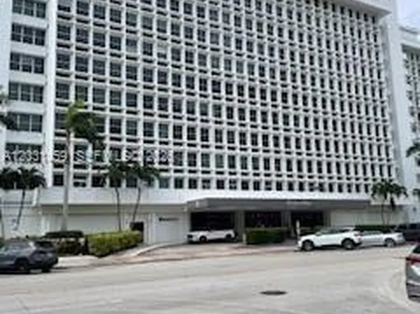 700 Biltmore Way APT 219, Coral Gables, FL 33134
