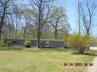 1446 S Lake Wilson Rd, Hillsdale, MI 49242