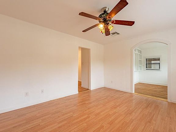 4th image of 4713 Little Hill Cir