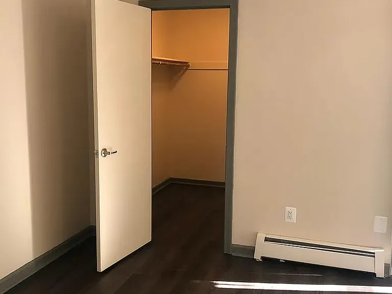 94A17 West St #17 — Photo 11