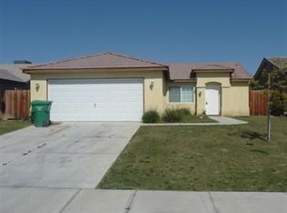 242 Fern Meadow Dr, Bakersfield, CA 93308
