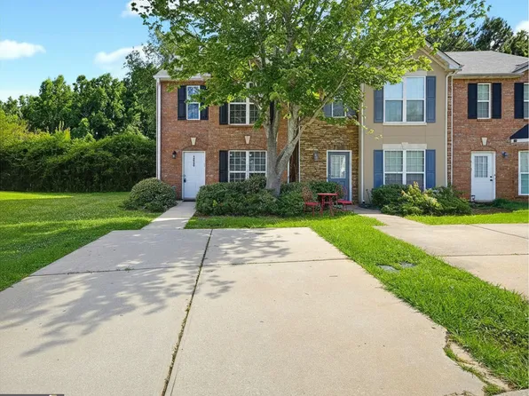 1934 Grove Way, Hampton, GA 30228