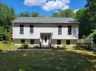 71 Priest Rd, Nottingham, NH 03290