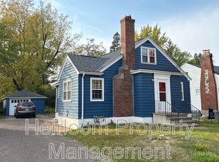 1819 Vermilion Rd, Duluth, MN 55803