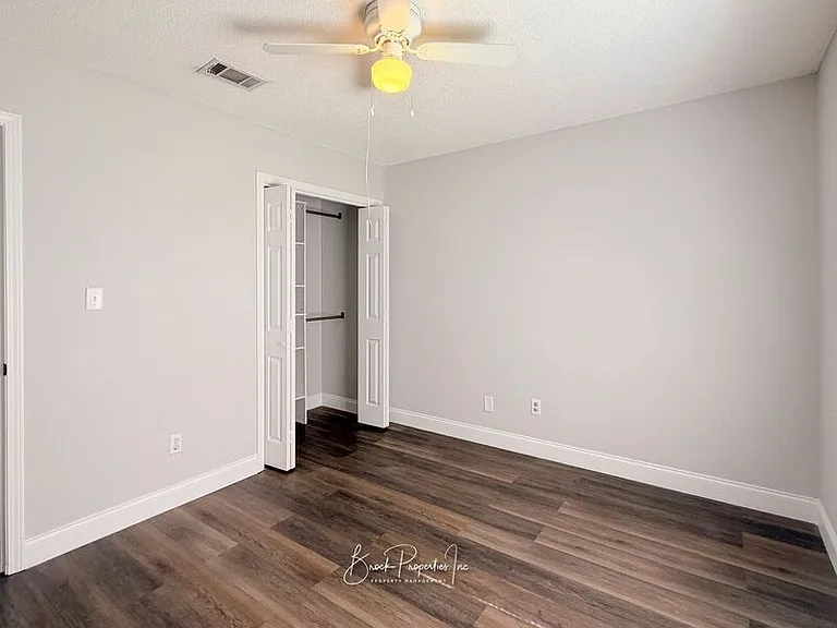 2520 Southern Oaks Dr — Photo 20