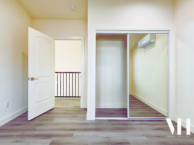 1032.75 | Five Bedroom, Four Bath| Detached Home