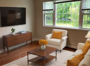 9 Thomas Ave #2A, Buzzards Bay, MA 02532