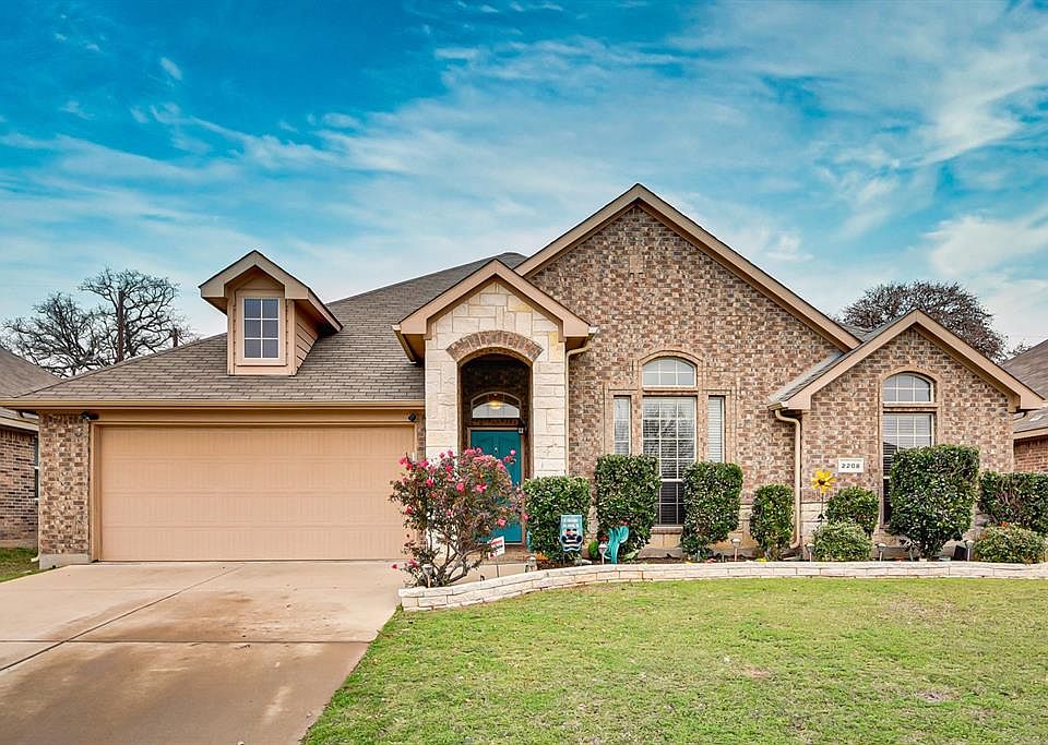 1st image of 2208 Cancun Dr