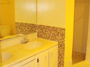 2764 NW 47th Ln, Lauderdale Lakes, FL 33313
