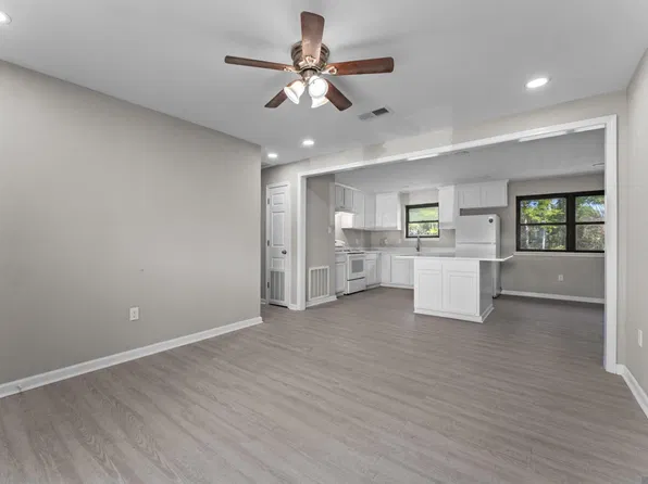 5581 Monarch Ave, Baton Rouge, LA 70811