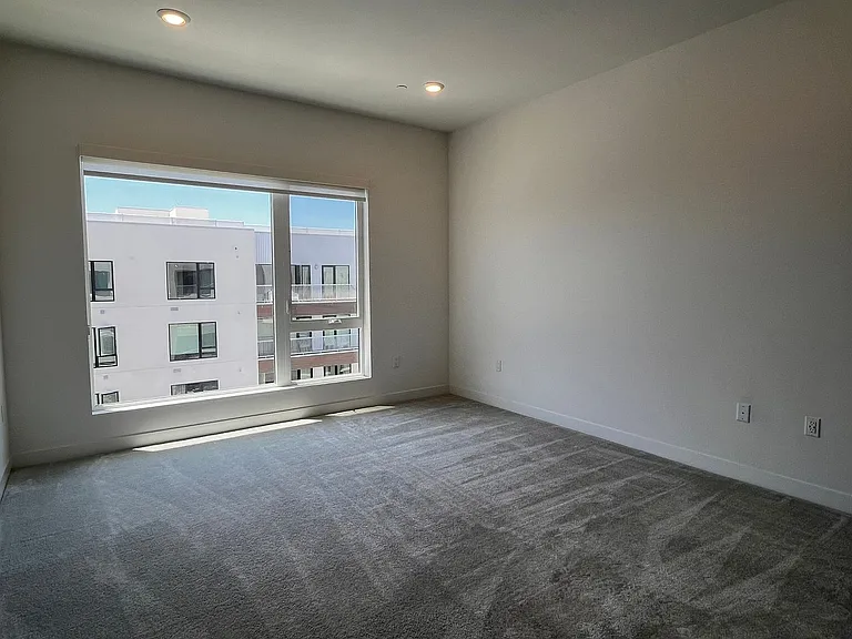 3609 Rivington — Photo 26