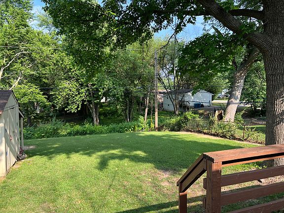 4th image of 240 Du Bourg Ln