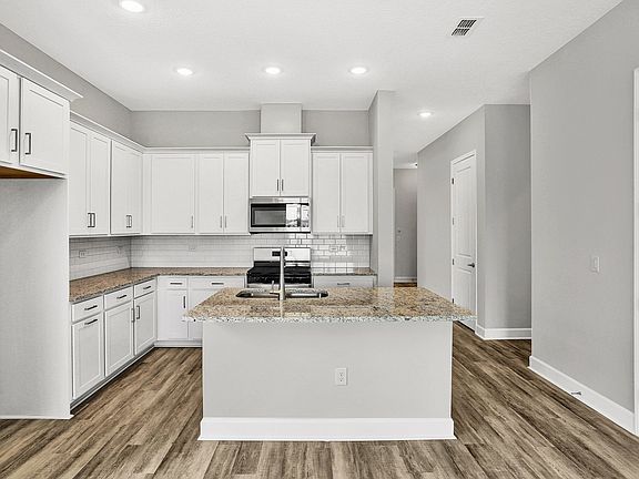 4th image of 109 Penelope Place St