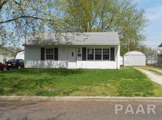 1427 Illinois St, Pekin, IL