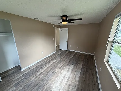 1204 Cherry Ln — Photo 24