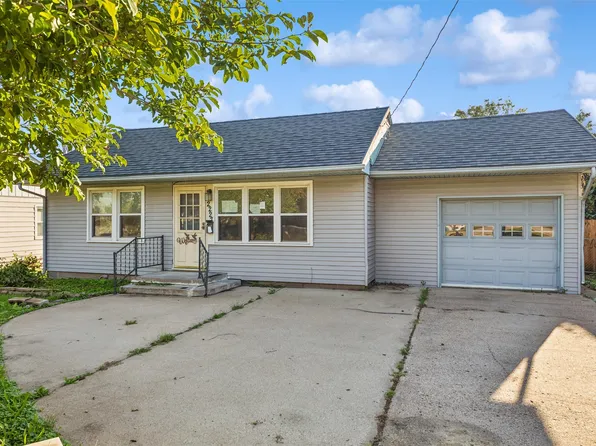 2227 E 23rd St, Des Moines, IA 50317