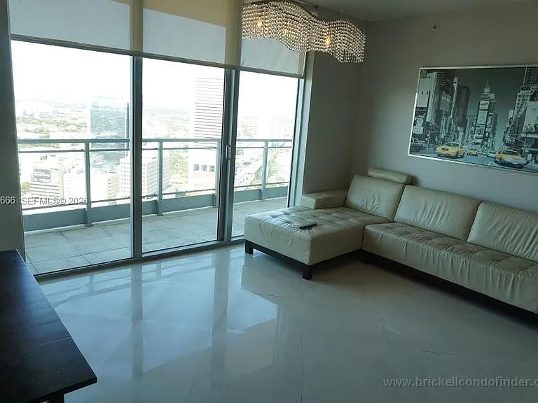 90 SW 3rd St #3505 — Photo 12