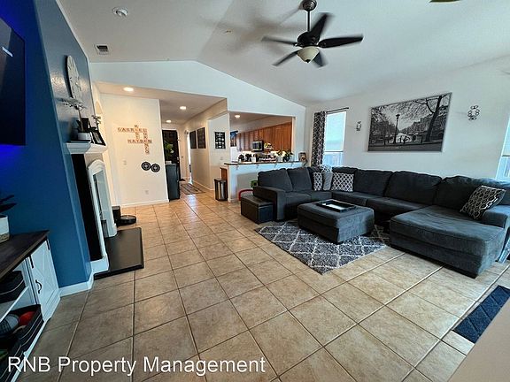 5th image of 308 Dinis Cottage Ct