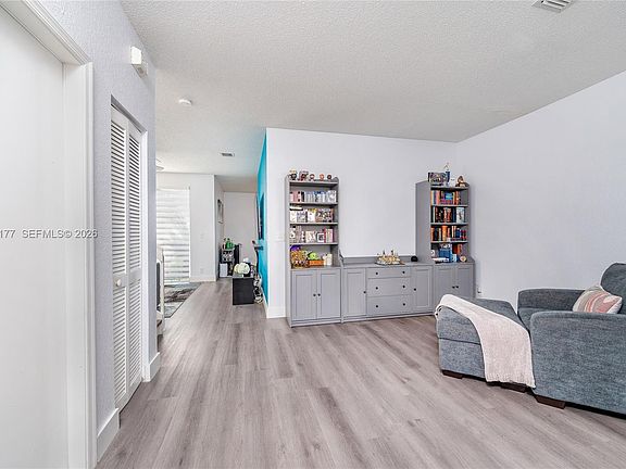 4th image of 16840 SW 1st Mnr #16840