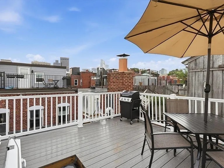 6 Goodwin Pl #4 — Photo 22