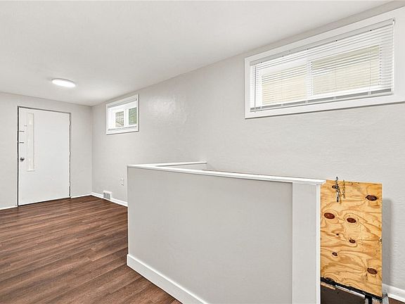 4th image of 200 Onyx Ave