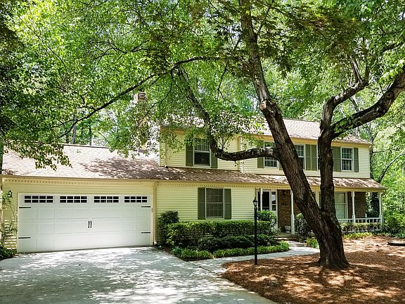 Beautiful Traditional Home
