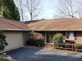 10 Marina Village Way, Salem, SC 29676
