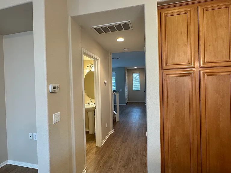 28512 Plymouth Way — Photo 22