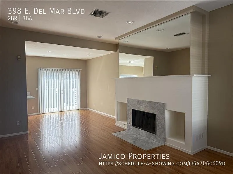 398 E Del Mar Blvd