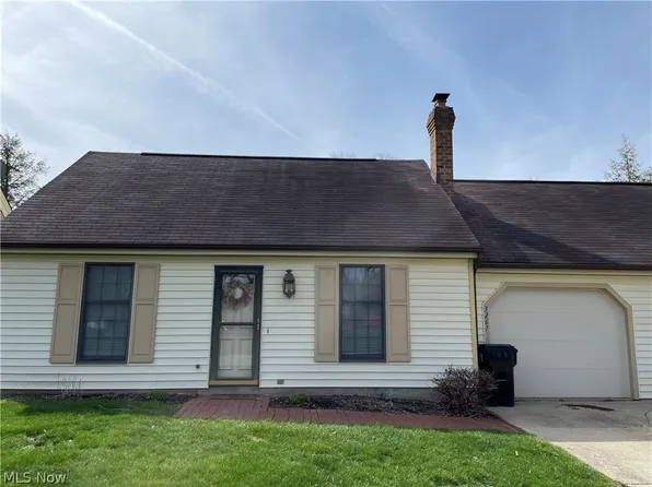 3267 Pinewood Dr, New Waterford, OH 44445