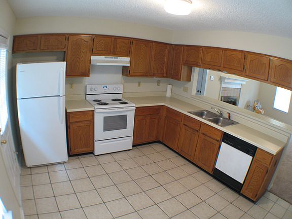3rd image of 2643 Appling Glen Dr