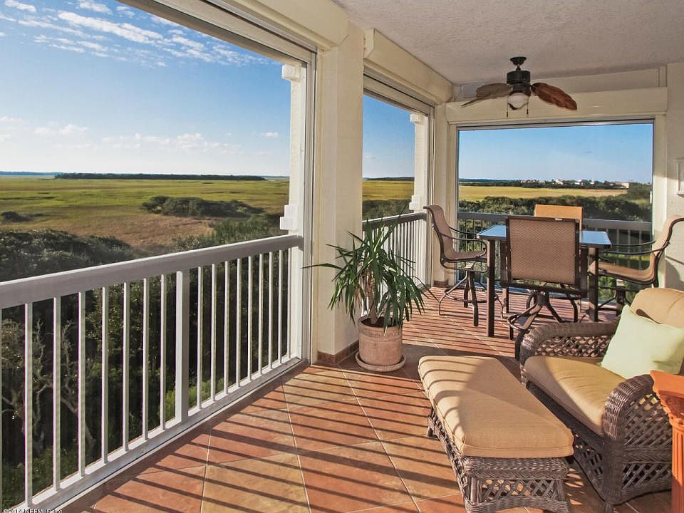 balcony