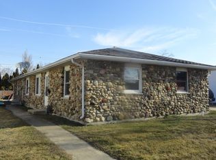 1123 Avenue E, Rochelle, IL 61068