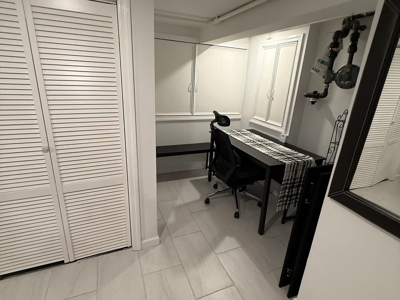 Studio, $3,300 — Photo 4