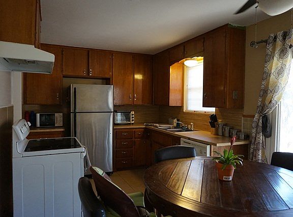 5th image of 3742 Boulder Ave