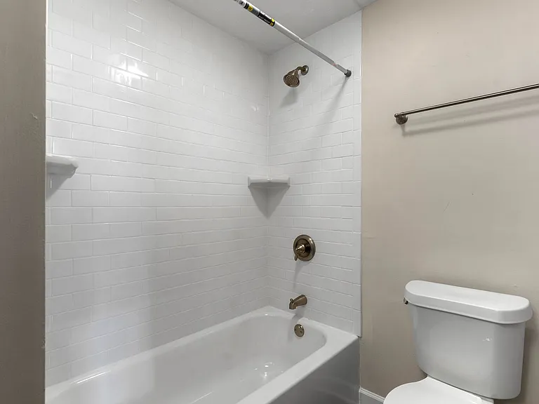 1229 Vinton Ave — Photo 12