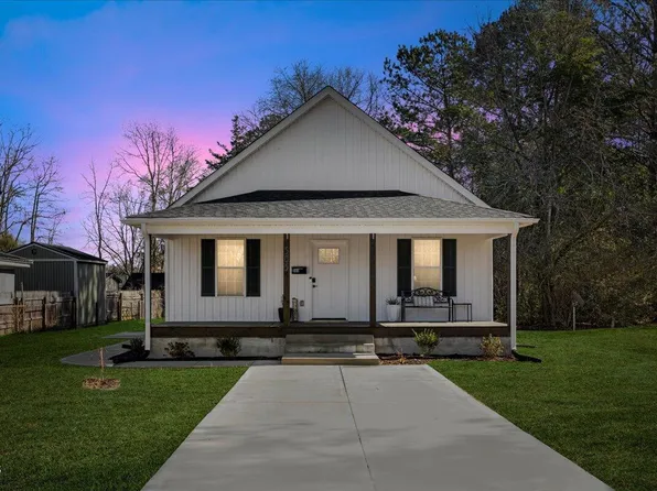 505 S Wooten St, La Grange, NC 28551