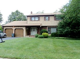 5 Pitt Rd, East Brunswick, NJ 08816