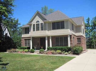 1004 Kensington Grosse, Grosse Pointe, MI 48230