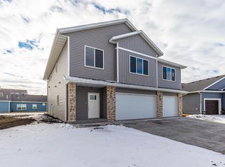 1055 54th Ave W, West Fargo, ND