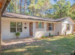 1814 Pinecrest Dr, Tyler, TX 75701