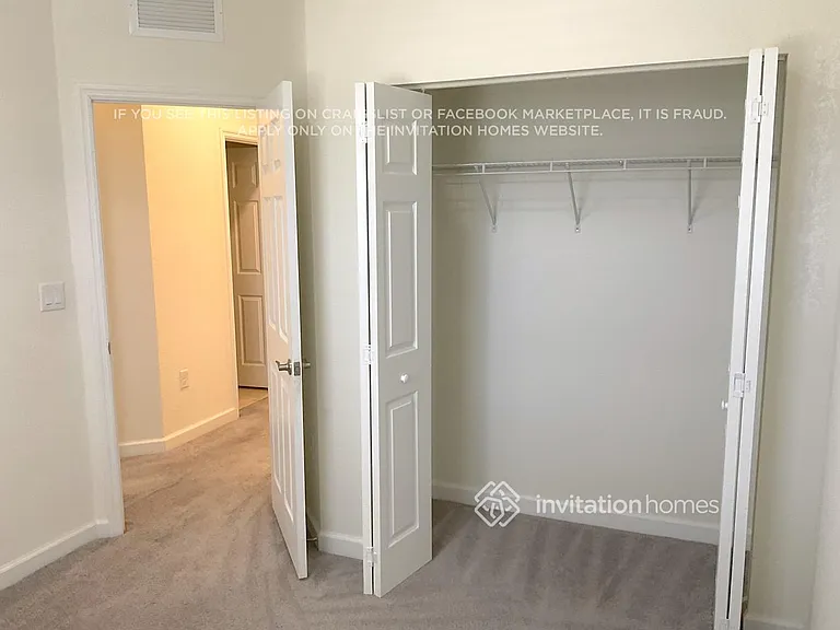 169 SE 33rd Pl — Photo 7
